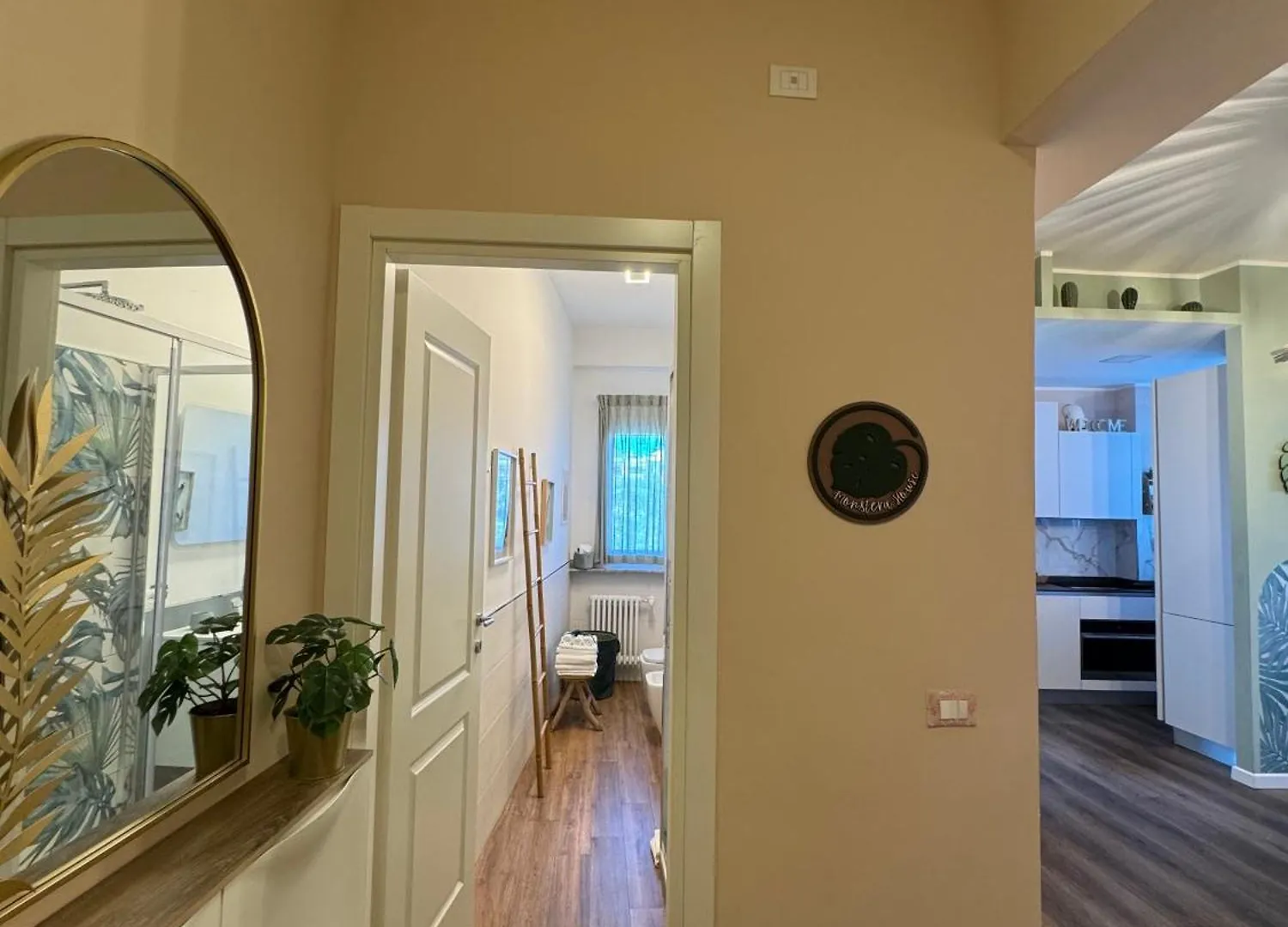 Monstera House Roma Trastevere 0*, Rome Italy